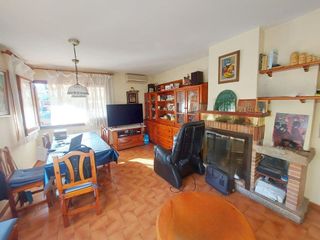 Chalet en venta en Corbera de Llobregat