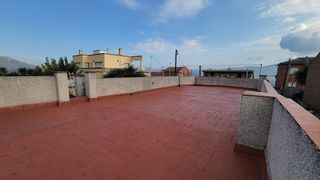 Chalet en venta en Sant Vicenç dels Horts