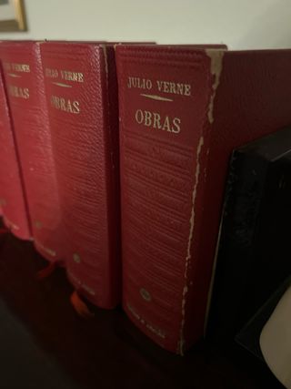 Obras de Julio Verne. Plaza y Janés seis tomos.