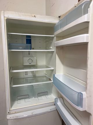 Nevera Daewoo blanca