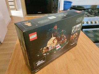 LEGO Star Wars 75330 Diorama Entrenamiento Jedi
