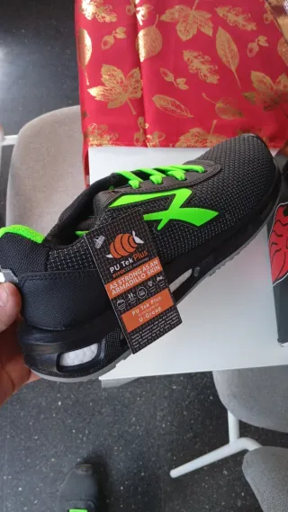 Zapatillas seguridad J.Power punta acero