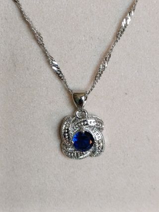 COLGANTE LABRADO / VINTAGE / CON ZAFIRO / (CADENA