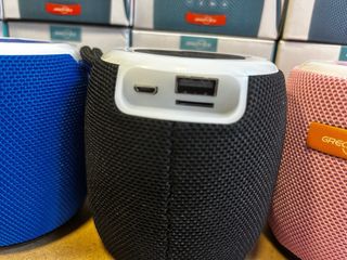 Mini Altavoz Bluetooth RGB Greatnice