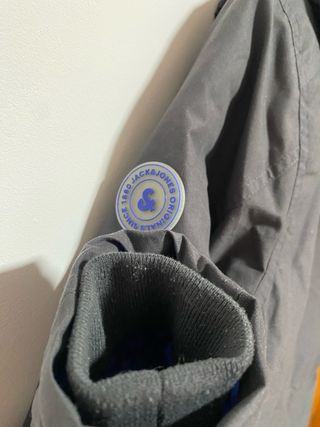 Parka Jack & Jones Negra Talla XS (Viste L)