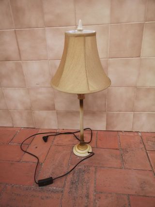 Lámpara de pie tela beige y marrón