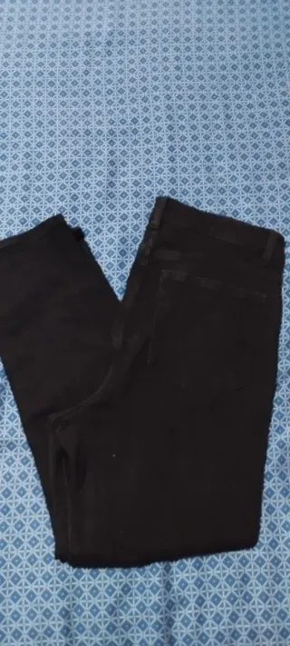 Pantalón vaquero negro H&M