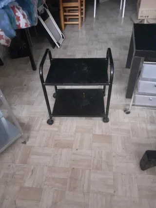 Mesa auxiliar camarera metálica negra