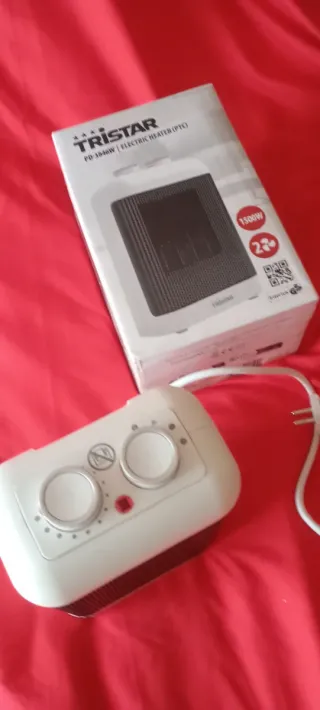 Calefactor, radiador, estufa Tristar Blanco y Gris