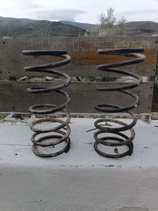 Muelles traseros Mitsubishi montero CORTO 2.8