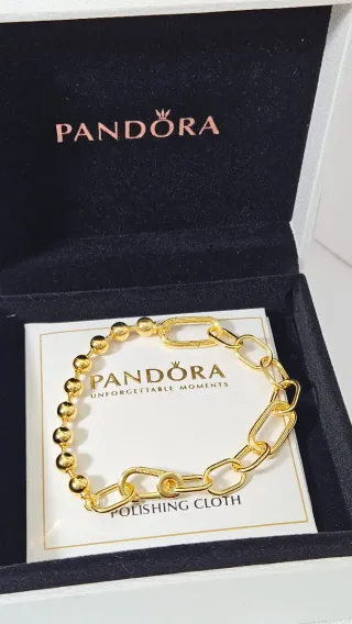Pulsera se entrega con la caja original y bolsa