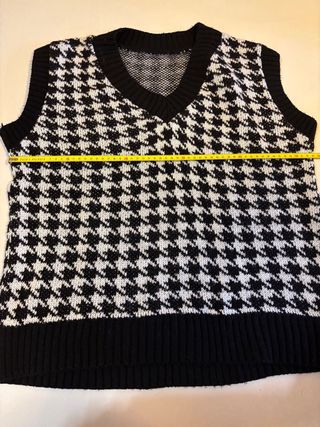Chaleco punto blanco y negro