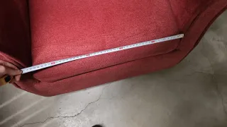 Sillón orejero rojo