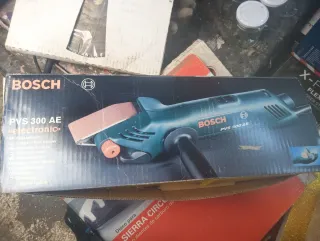 Lijadora Bosch PVS 300 AE Compact Belt Sander