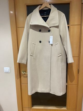 Abrigo Mango Beige Talla XS. Composicion lana
