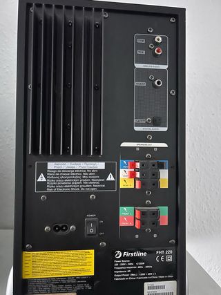 Subwoofer Firstline Negro y Plateado