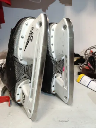 Patines de Hielo CCM RBZ talla 42