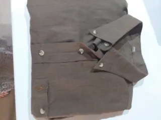 Lote 3 Camisas Hombre. 5€