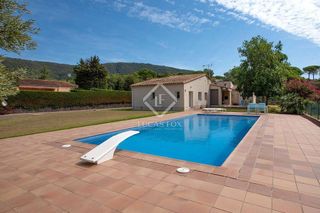 Chalet en venta en Urbanitzacions del nord en Santa Cristina d´Aro