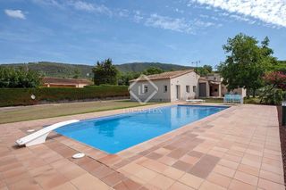 Chalet en venta en Urbanitzacions del nord en Santa Cristina d´Aro