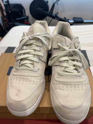 Zapatillas ante hombre beige