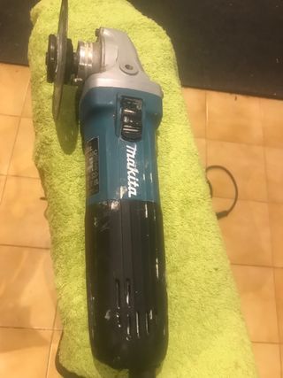Amoladora Radial Makita