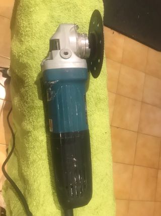 Amoladora Radial Makita