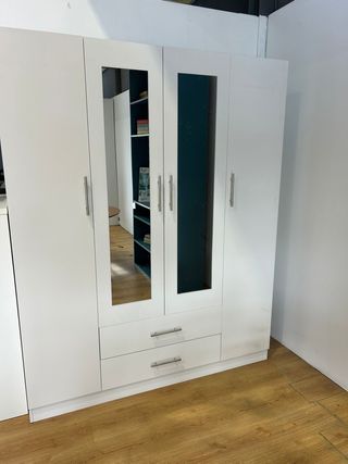 Armario 4 puertas espejo y 2 cajones