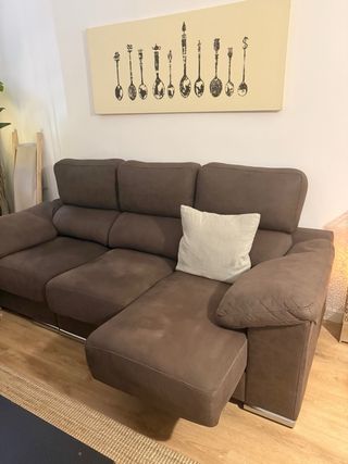 Conjunto de sofás en color chocolate solo dos años