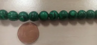 Pulsera de Malaquita con vetas negras