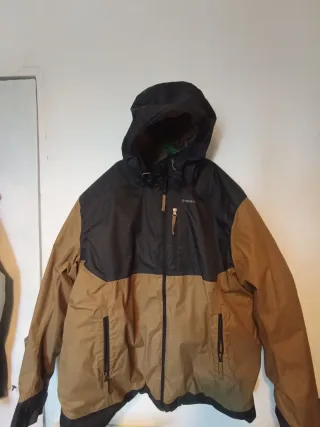 Abrigo Quechua con capucha Talla 3XL