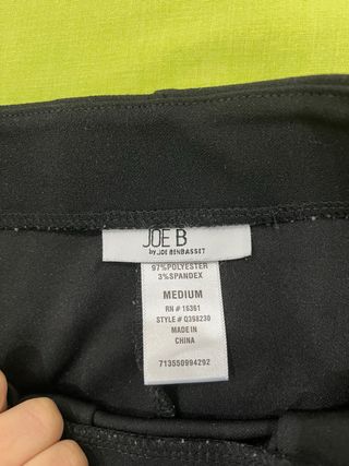 Minifalda JoeB negra plisada botones dorados usada