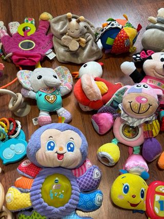 Lote juguetes bebé 0-12 meses