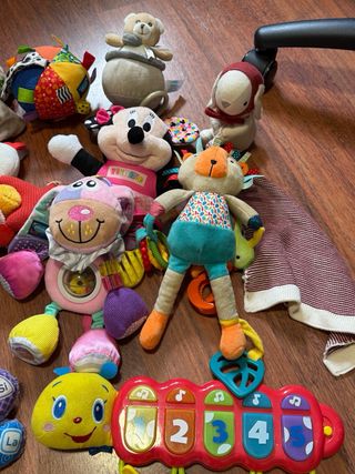 Lote juguetes bebé 0-12 meses