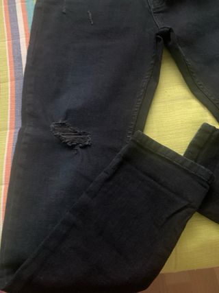 Pantalón vaquero Skinny negro Pull&Bear