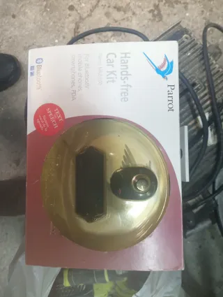 Kit Manos Libres Parrot MK6100 Bluetooth