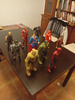 Figuras Superhéroes Marvel Figuras que hablan