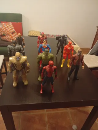 Figuras Superhéroes Marvel Figuras que hablan