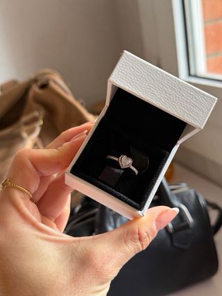 Anillo  Plata talla 7  TIENE SIGNOS USO!!