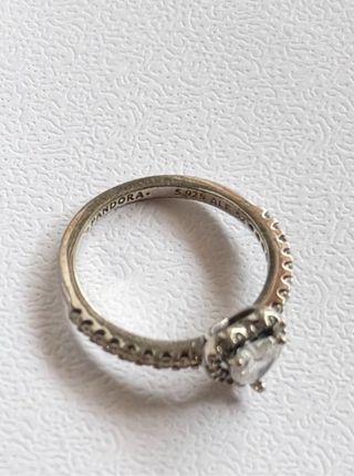 Anillo  Plata talla 7  TIENE SIGNOS USO!!