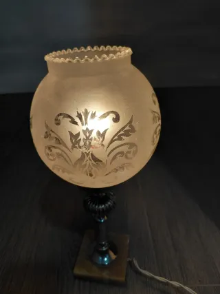 Lámpara de mesa cristal y metal vintage
