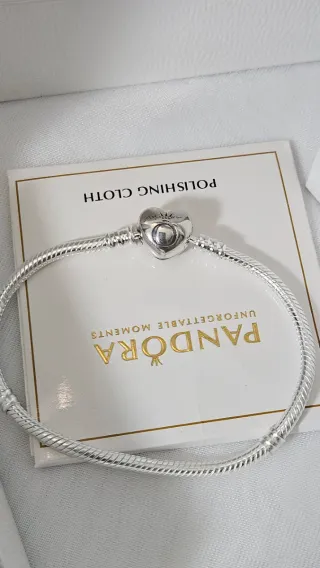 Pulsera Corazón Plata, incluye caja y bolsa