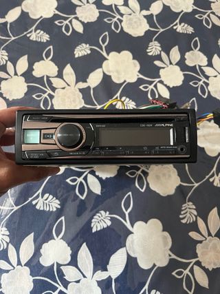 Radio Alpine para coches
