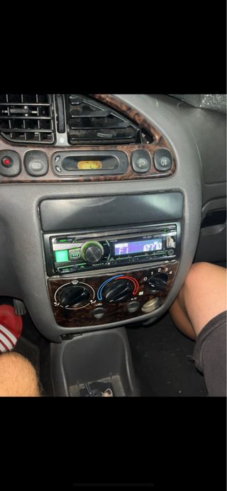 Radio Alpine para coches