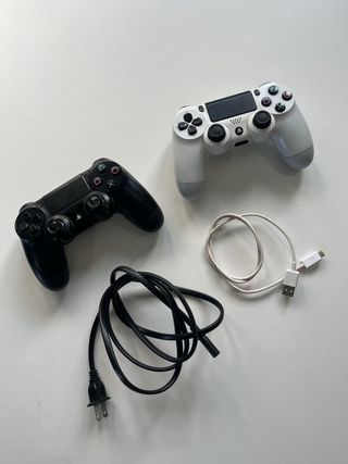 PS4 Edición Destiny 500GB Blanca y Dorada