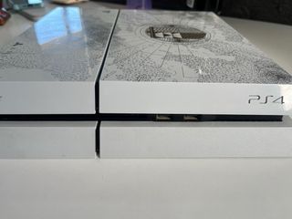 PS4 Edición Destiny 500GB Blanca y Dorada