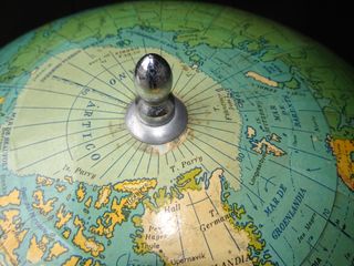 Globo Terráqueo Vintage Dalmau Carles Pla