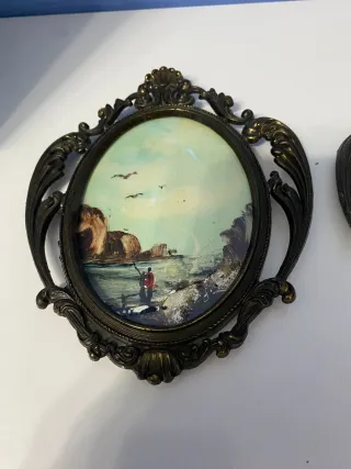 Cornici in bronzo antiche con dipinti