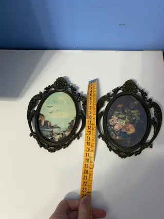 Cornici in bronzo antiche con dipinti