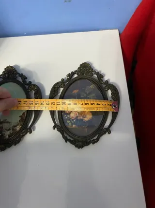 Cornici in bronzo antiche con dipinti